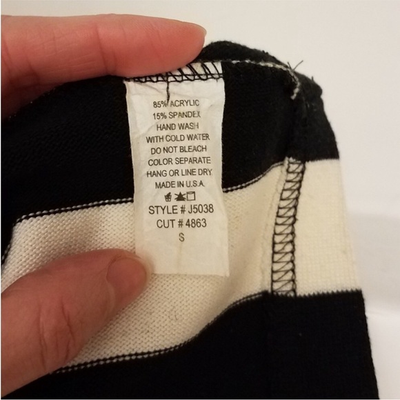 Mini Skirt: Black & White Striped Bandage woven fabric emo goth punk - Picture 8 of 8